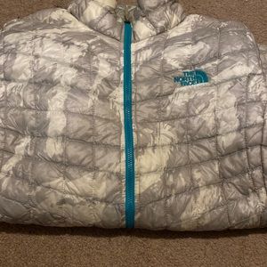 North face lightweight jacket